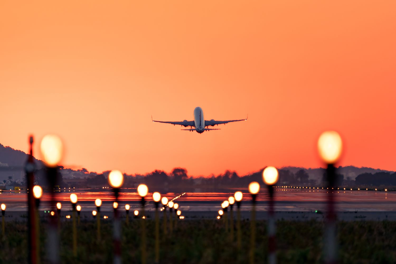 Fortifying Critical Services for Airlines: AWS Solutions to Prevent and Mitigate IT Outages